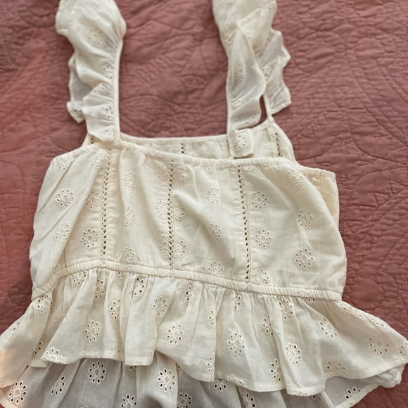 BP Floral Tank 🌸 - Picture 7 of 9